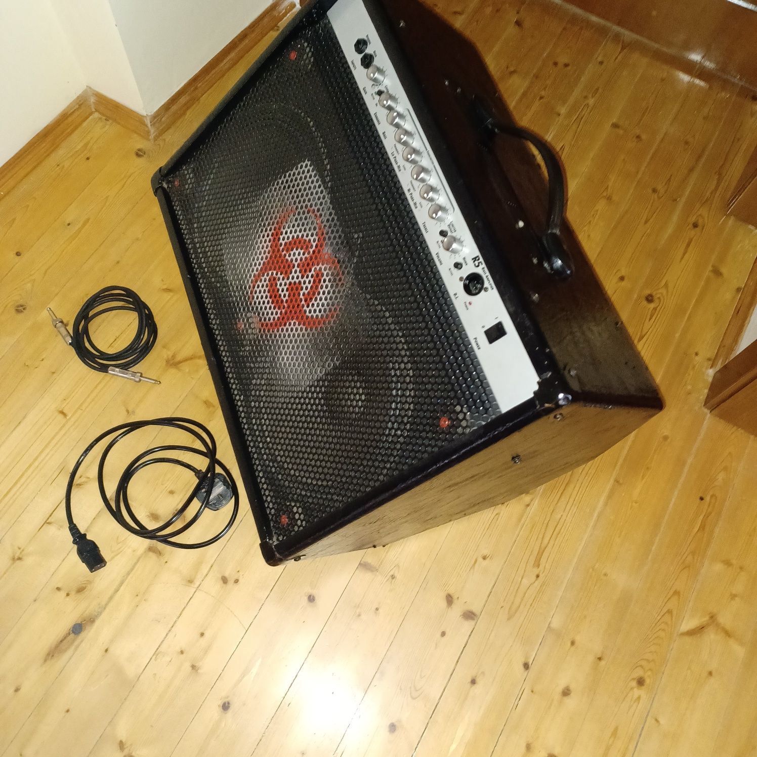 Кубе  Усилвател Laney  Професионален Китара Музикални инструменти   Ан