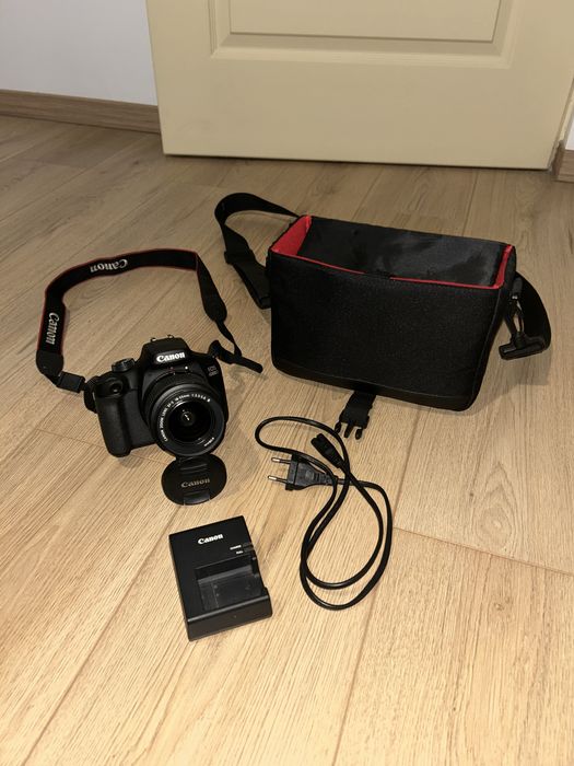 Canon EOS 4000D DSLR - Kit Complet