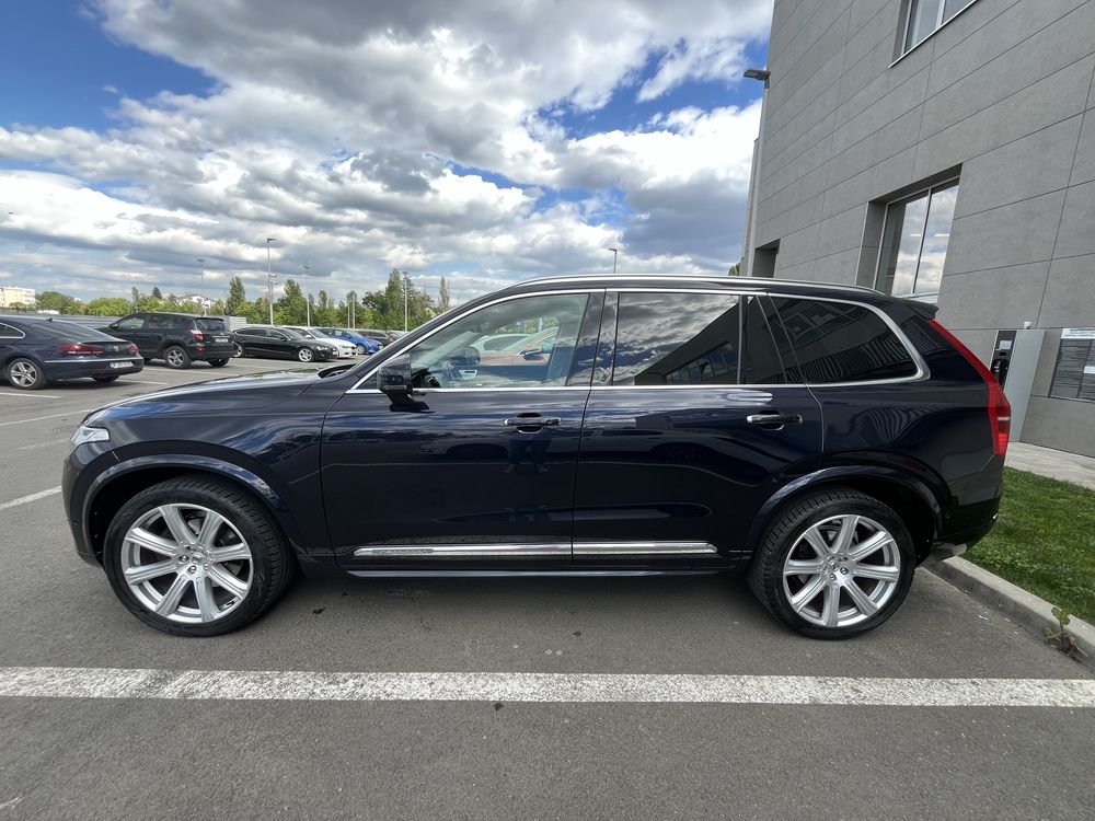 De vanzare Volvo XC90 Inscription D5 - 7 locuri (2.0 diesel 235cp)