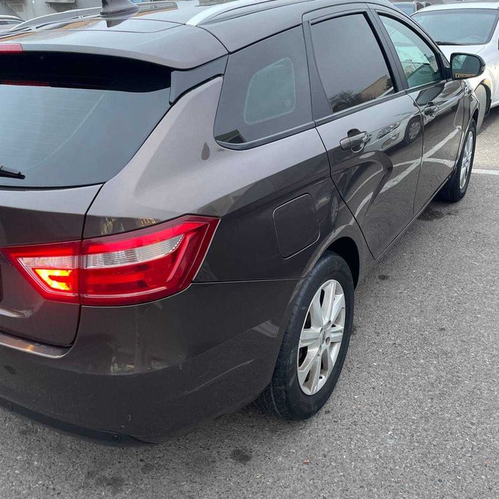 LADA VESTA Srochno sotiladi!