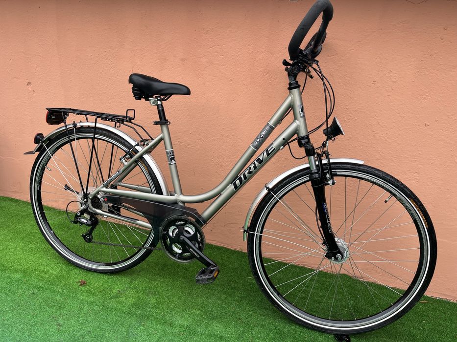 Като Нов Алуминиев Велосипед DRIVE 28цола 8х3 Внос Германия