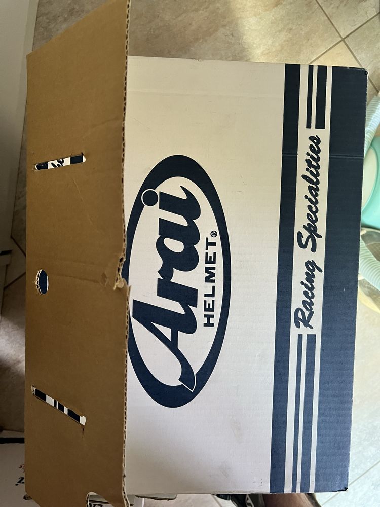 Каска Arai Axces 2 XL