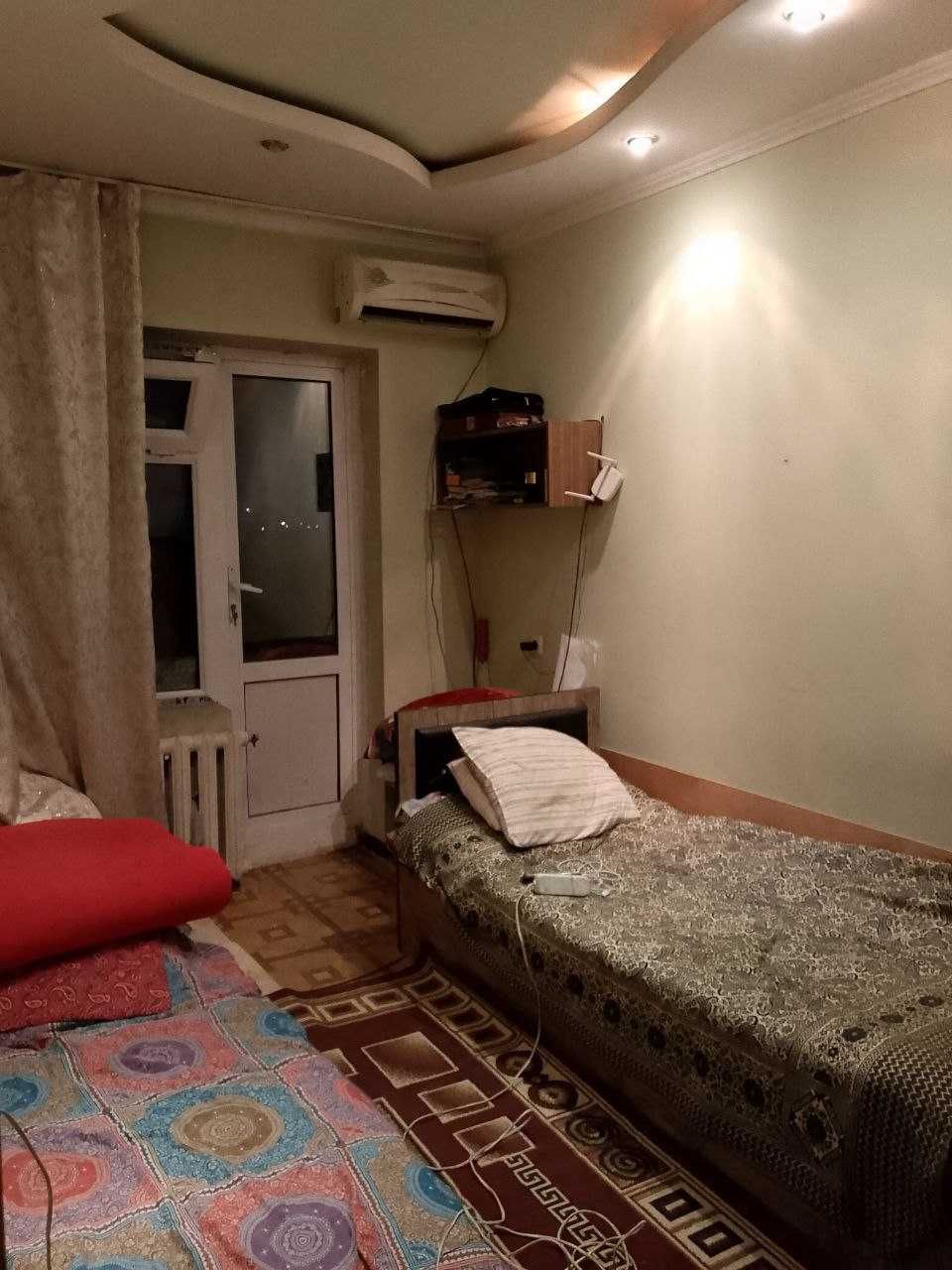 продается квартира на массиве Водник 3/4/4 кирпичный