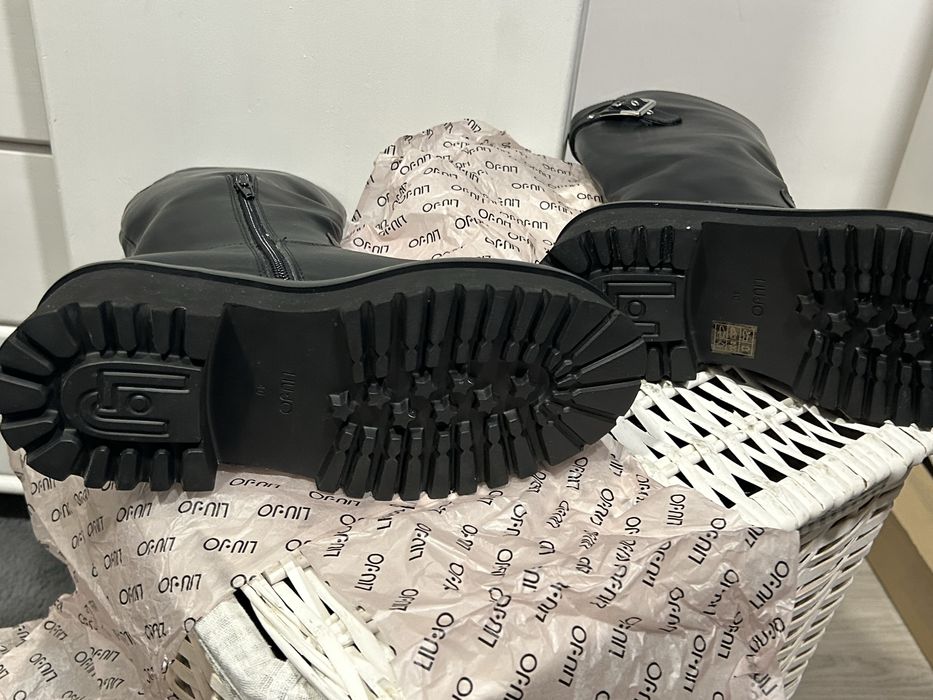 Cizme Liu Jo nou nepurtate ,originale,fara defecte