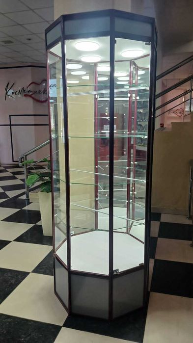 Выстовачная шестигранная Витрина для Бутика/Салона