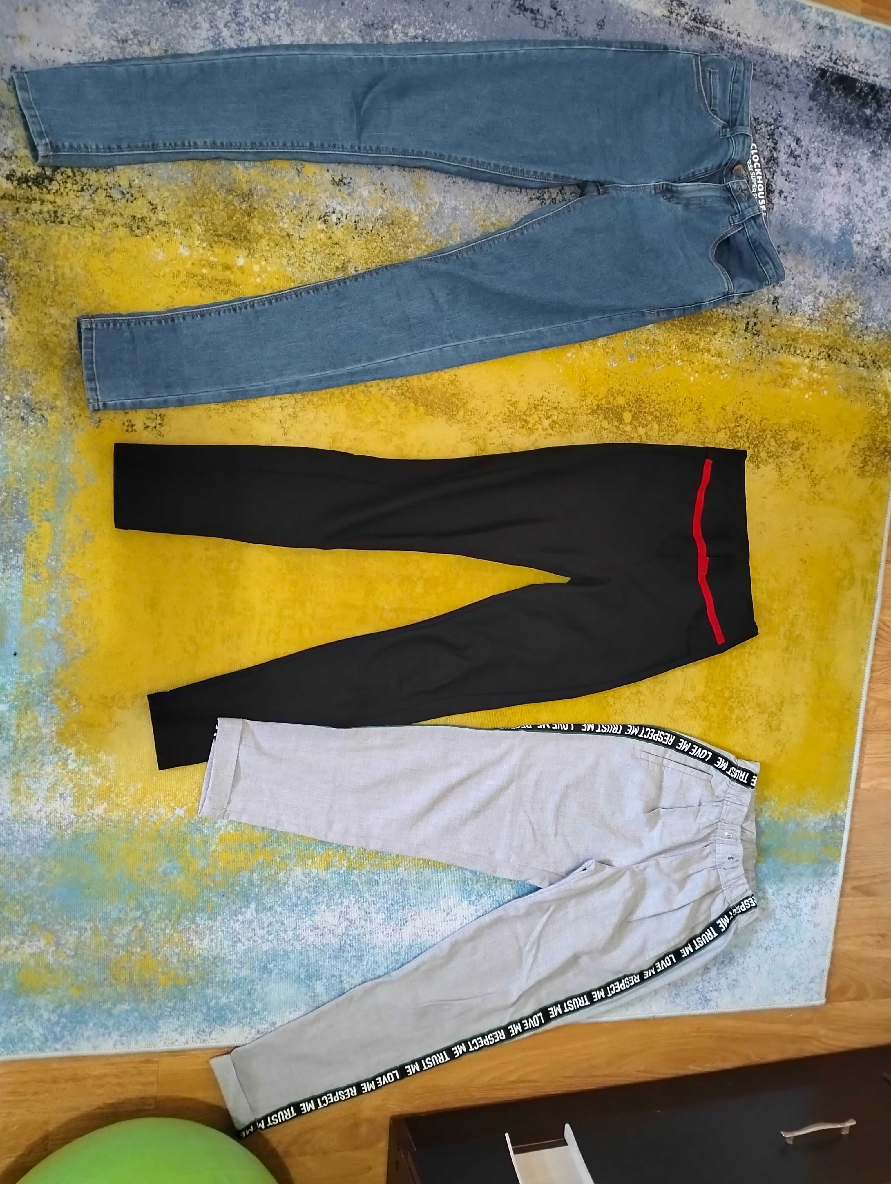 Pantaloni blugi pret 10 lei