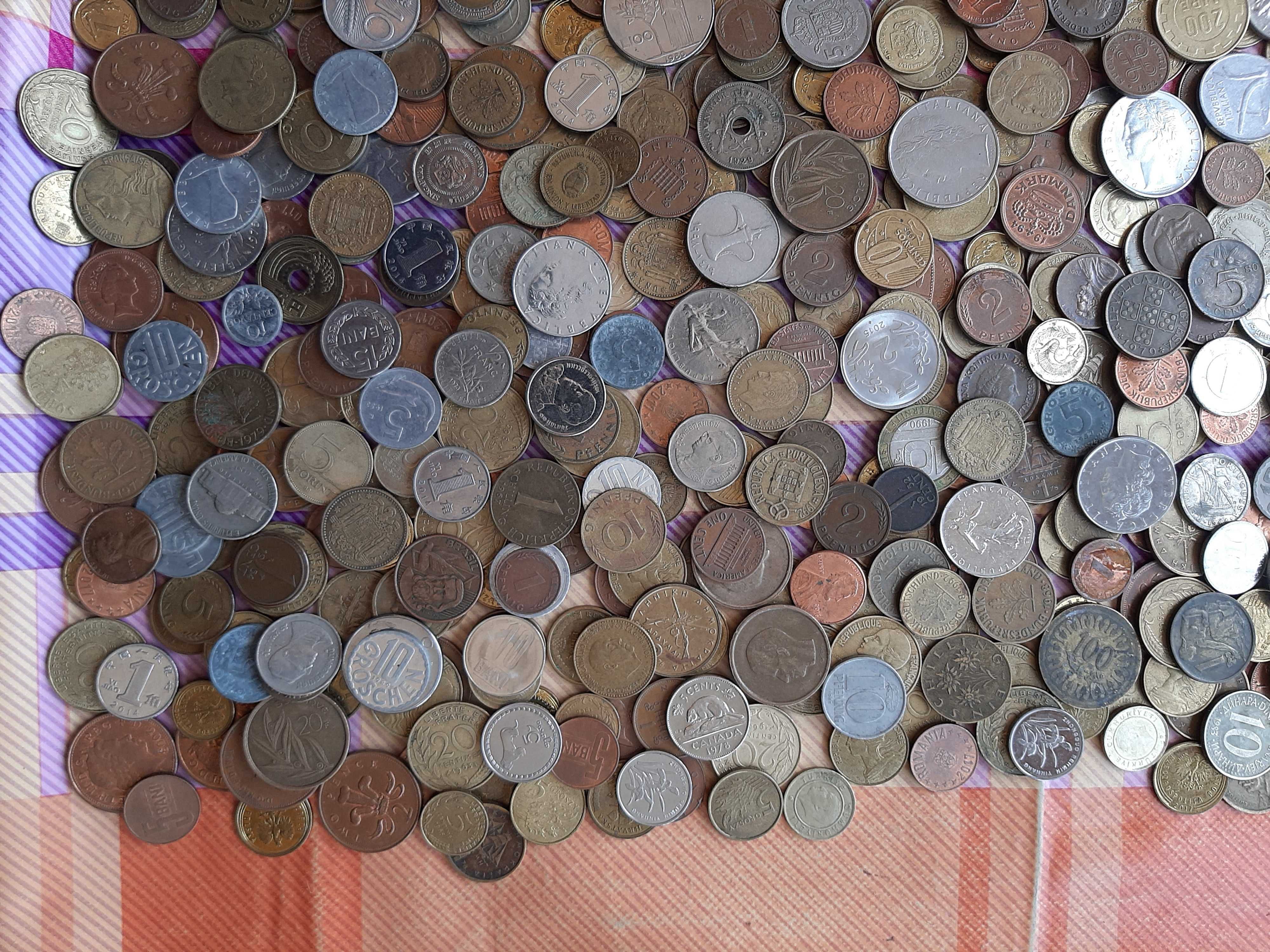 Мега лот монети 1100 бр.