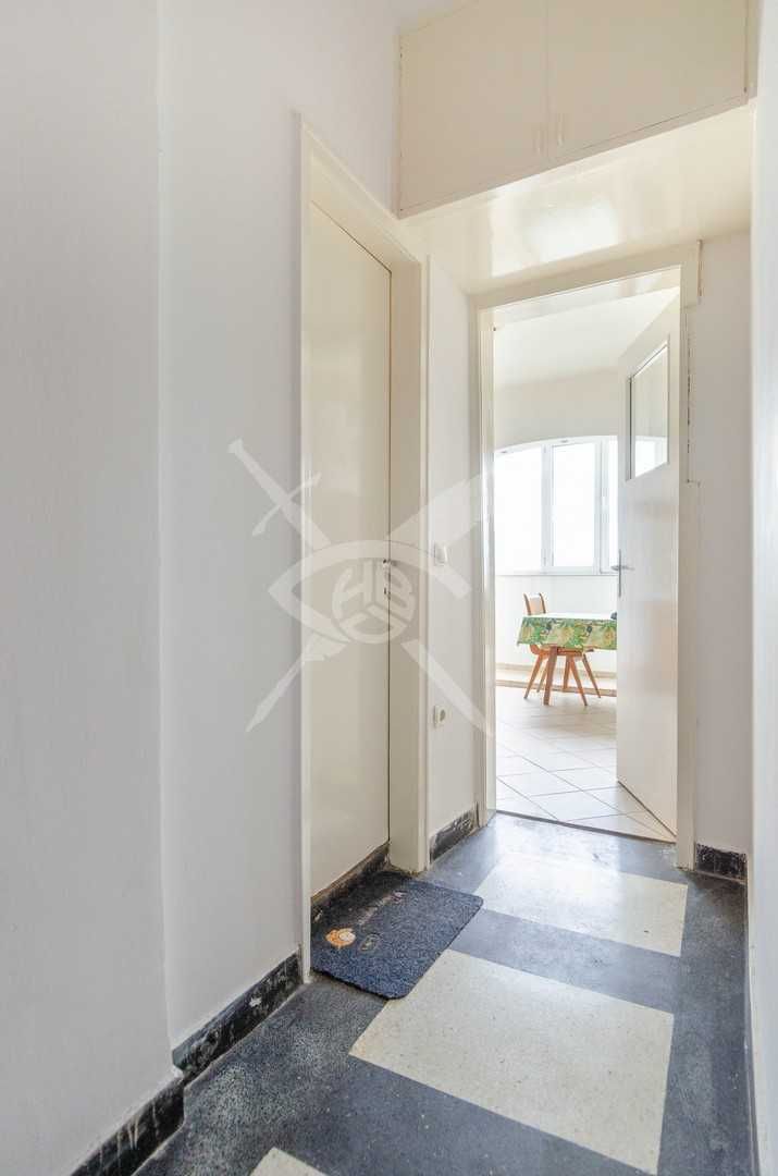Тристаен апартамент в ж.к. Изгрев № 81154