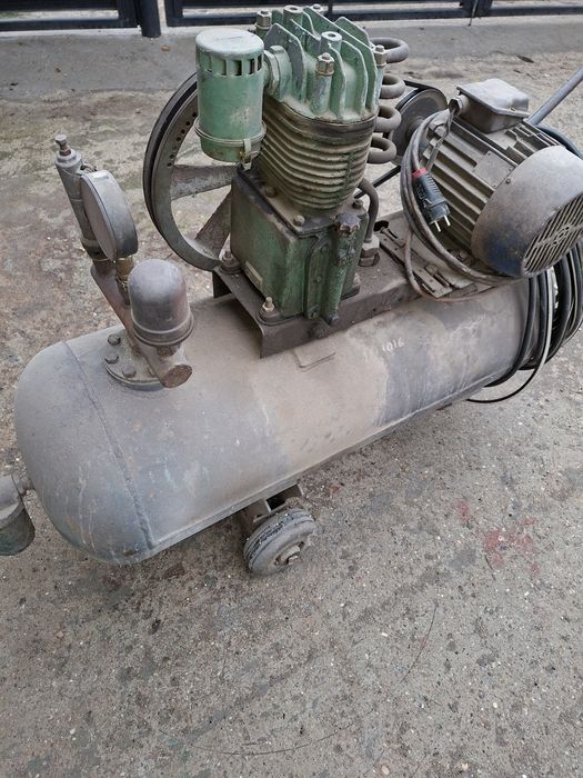 Vind compresor în stare de funcționare