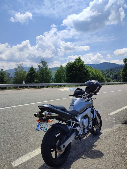 Vând Yamaha Fz6-N Limitat la A2 35 kw
