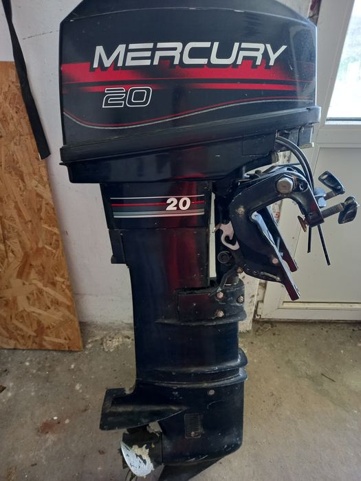 Motor barca Mercury