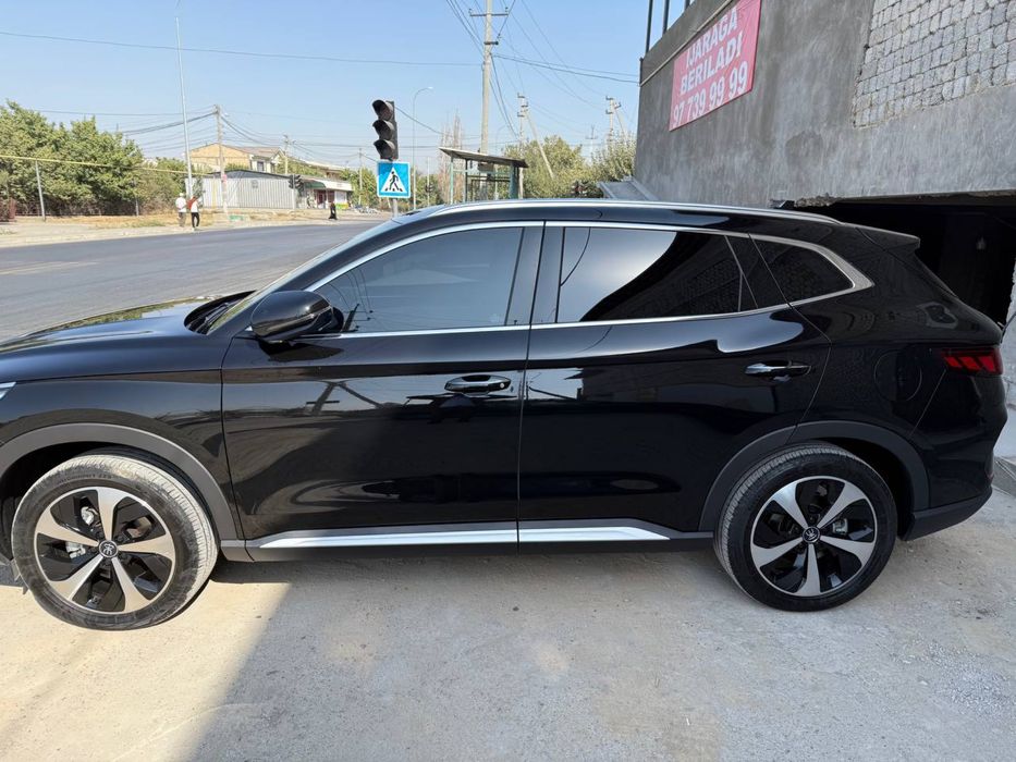 BYD song plus flegship