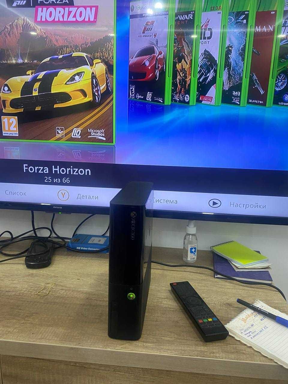 Xbox 360E freeboot 500gb 2 джойстика