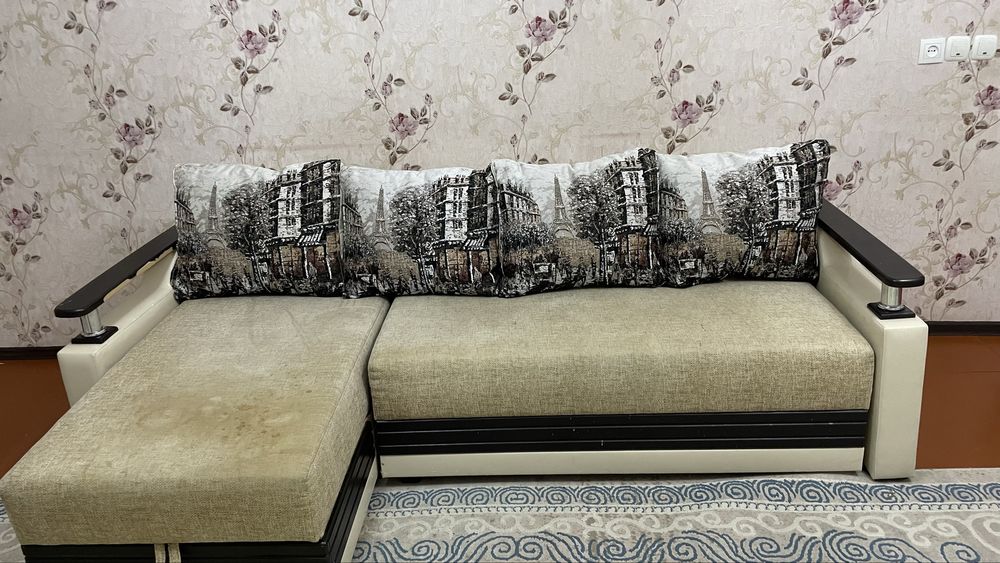 Бу диван сатылады жақсы жағдайда келісеміз