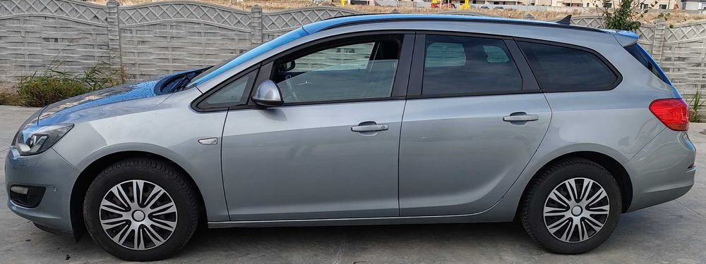 OPEL ASTRA J*1.6 CDTI ECO flex*2015*Euro 6*xenon*Carte de ROMANIA*