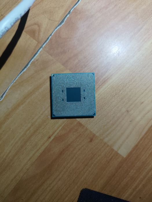 Procesor AMD Radeon 5 4500