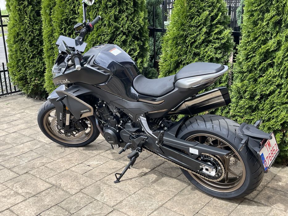 CFMOTO 800 NK Advanced AppleCarplay