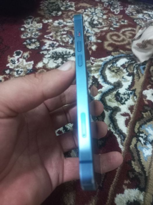 IPhone 13 holati zor