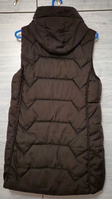 Vand geaca tip vesta negru
