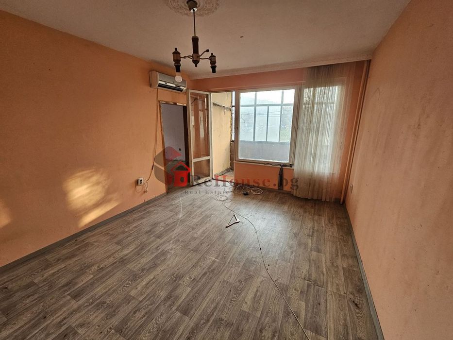 Продава се Тристаен апартамент в Варна, Трошево - 65 кв.м за 1439 €/кв.м - Снимка #1