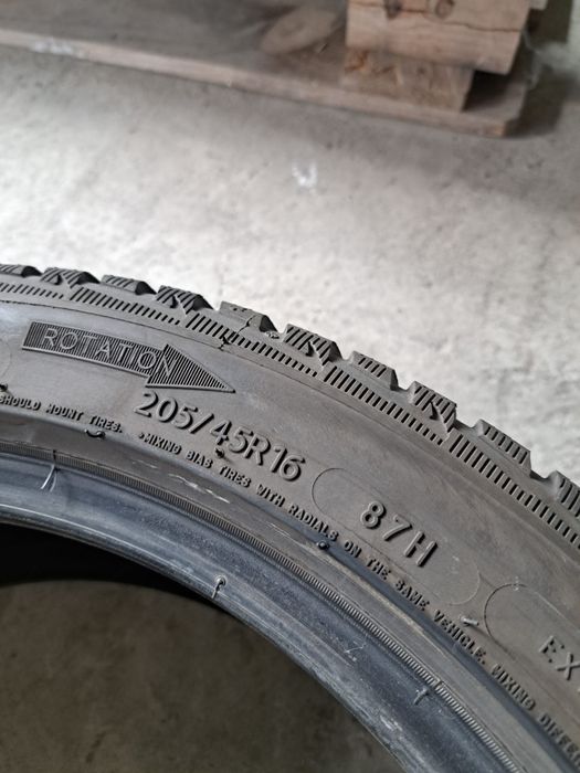 4 anvelope iarnă 205 45 R16 Michelin