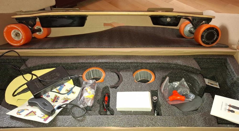 Продавам електрически лонгборд WOWGO 3