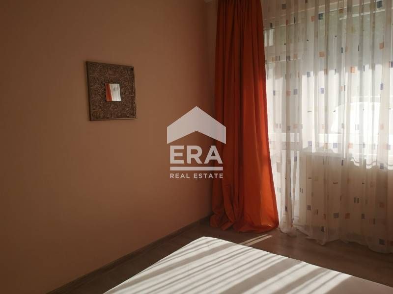 Четиристаен апартамент под наем в район Спортна зала град Варна