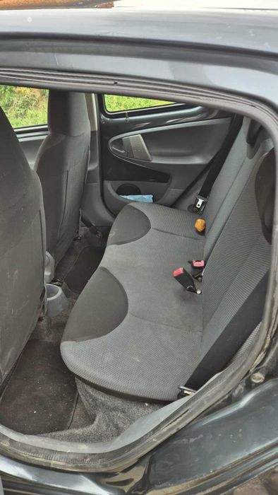 Малка нежна кола Toyota Aygo