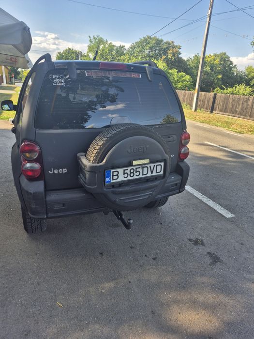 De vânzare jeep cherokee