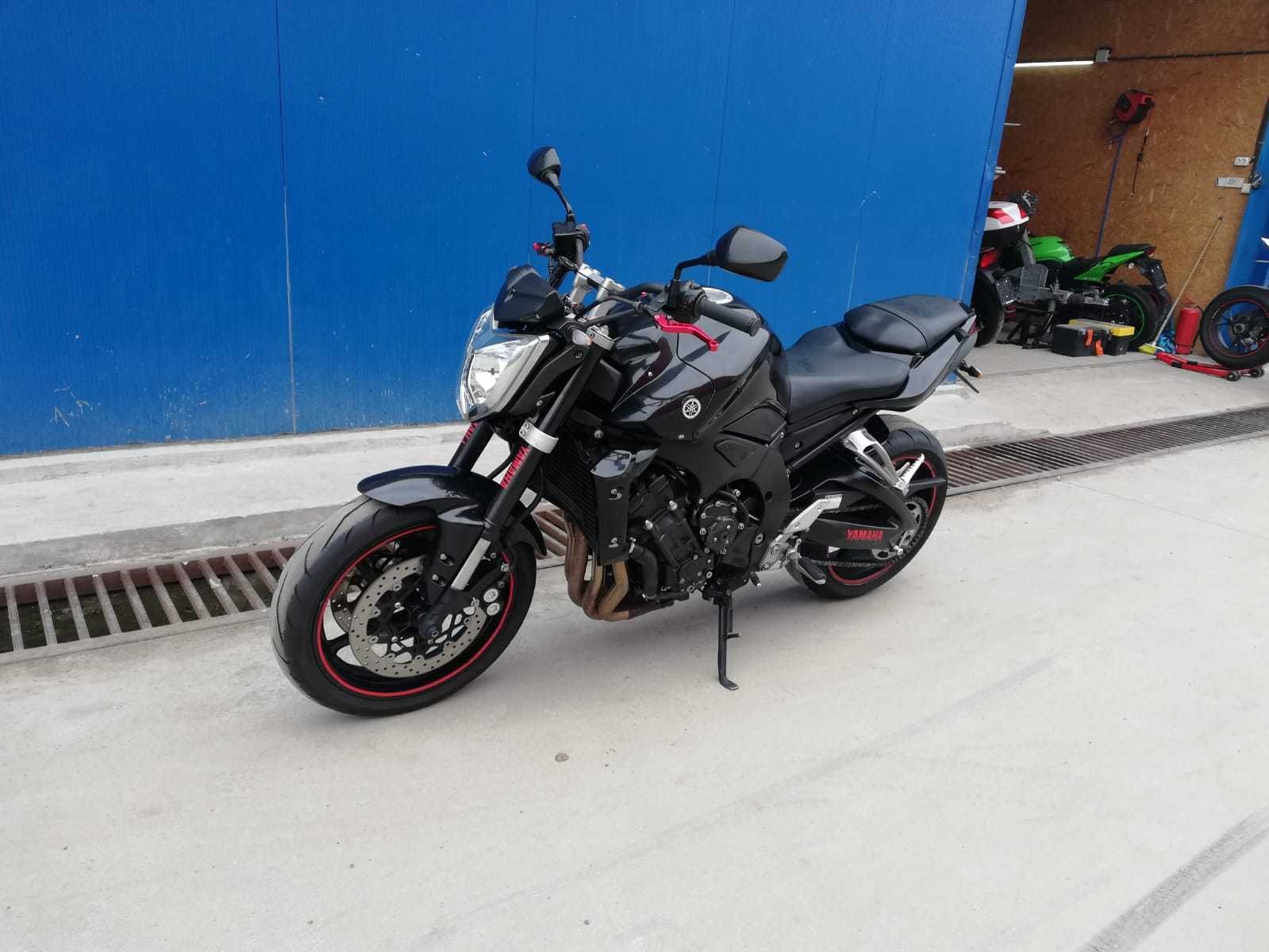 YAMAHA    FZ   1