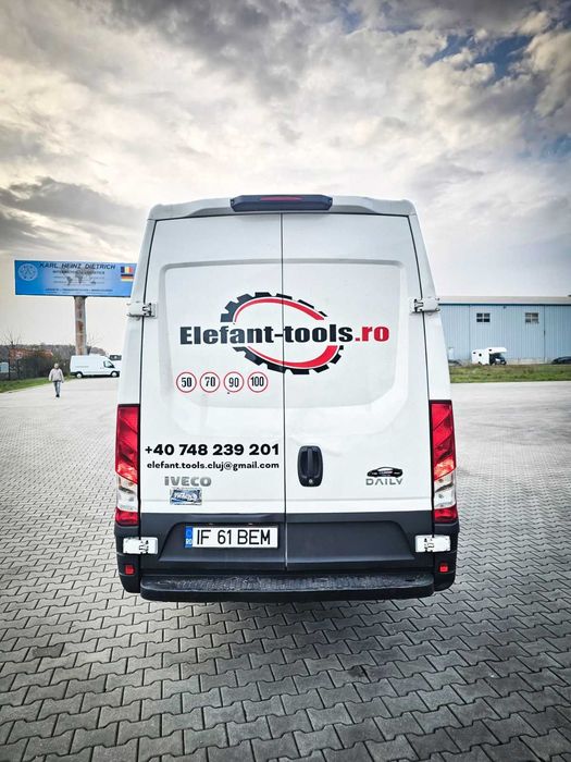 Masina Iveco Daily – Van