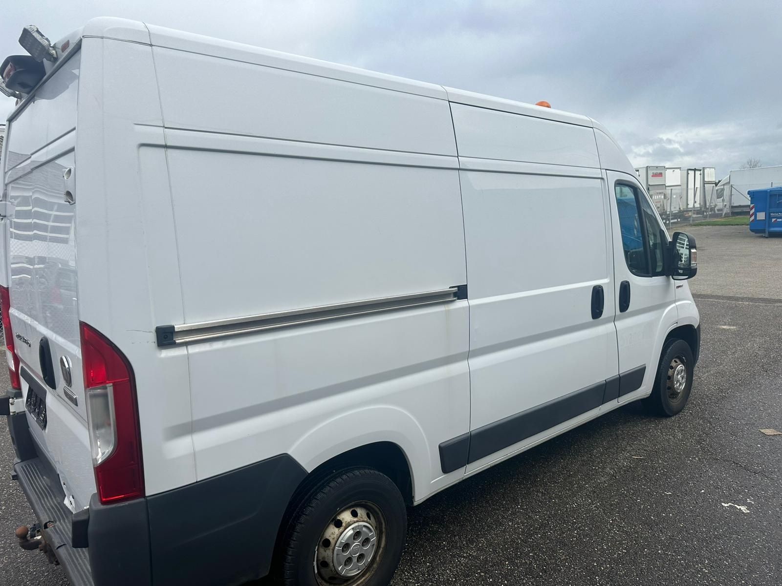 Transport ,mobila, bagaje ,Mutări manipulare