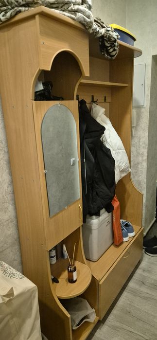 Шкаф в прихожую, бесплатно