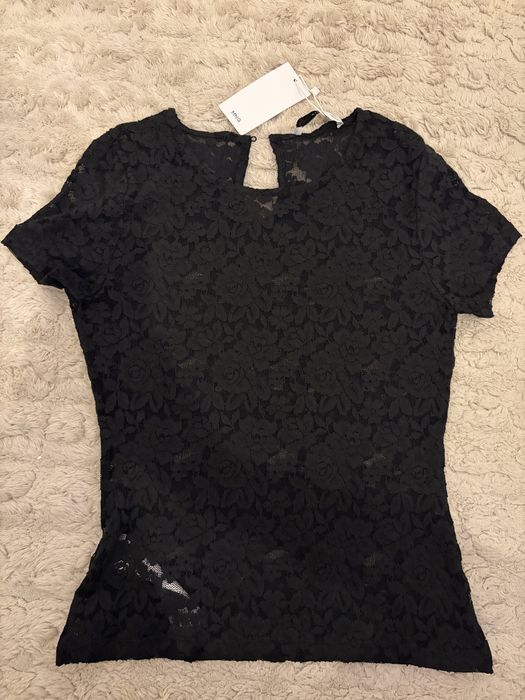Черна дантелена блуза Mango