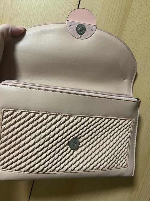 Дамски чанти нови