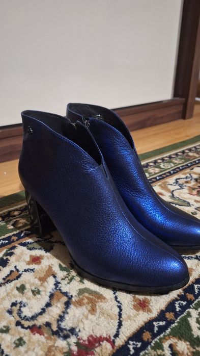 Аяк киым осенний сатылады