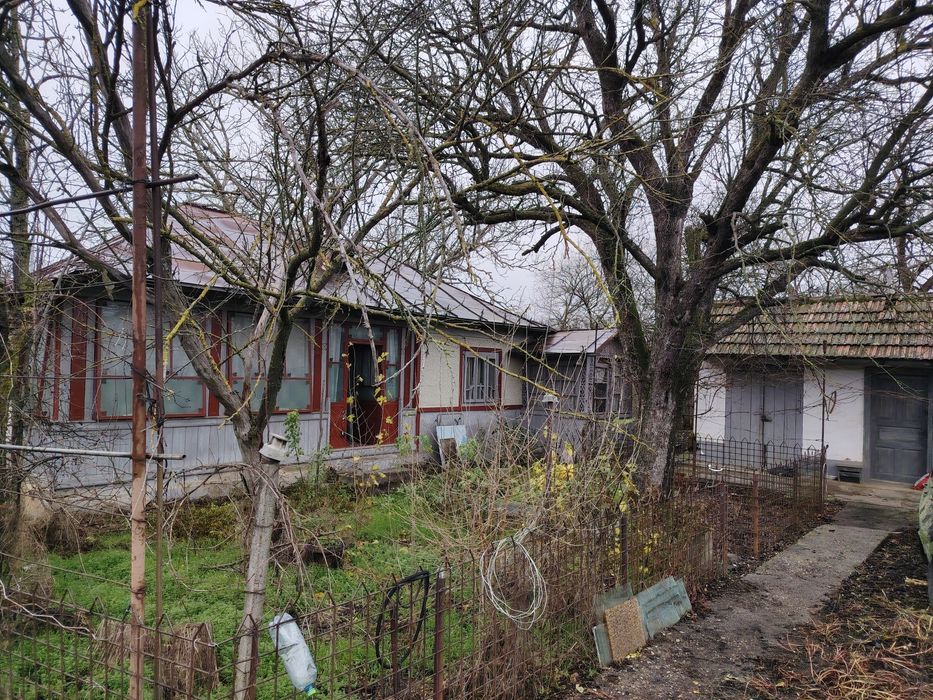 Casă+teren intravilan