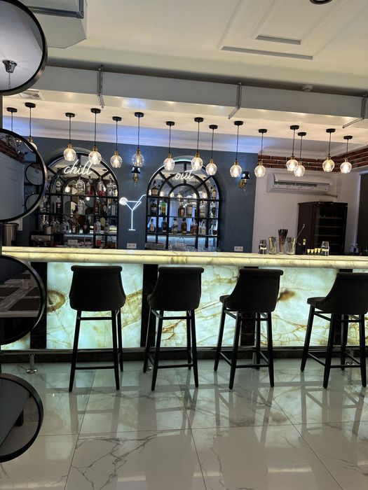 Сдам в аренду новое кафе