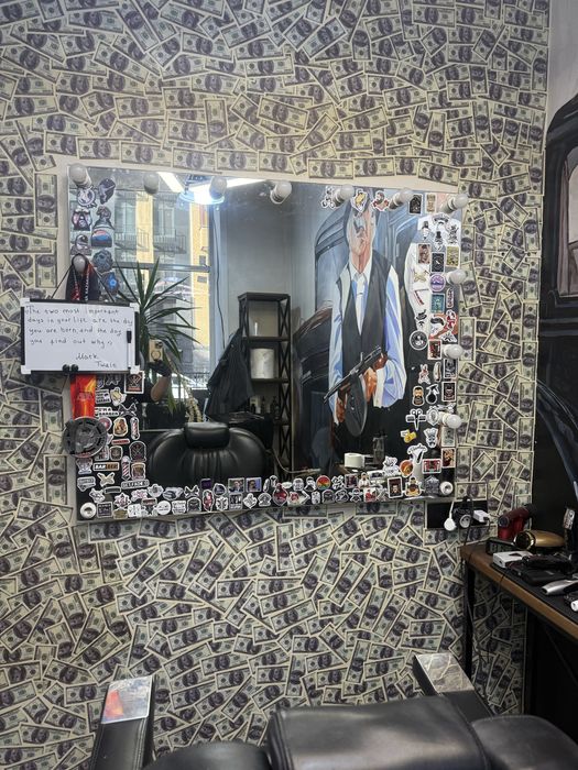 Зеркало для салона