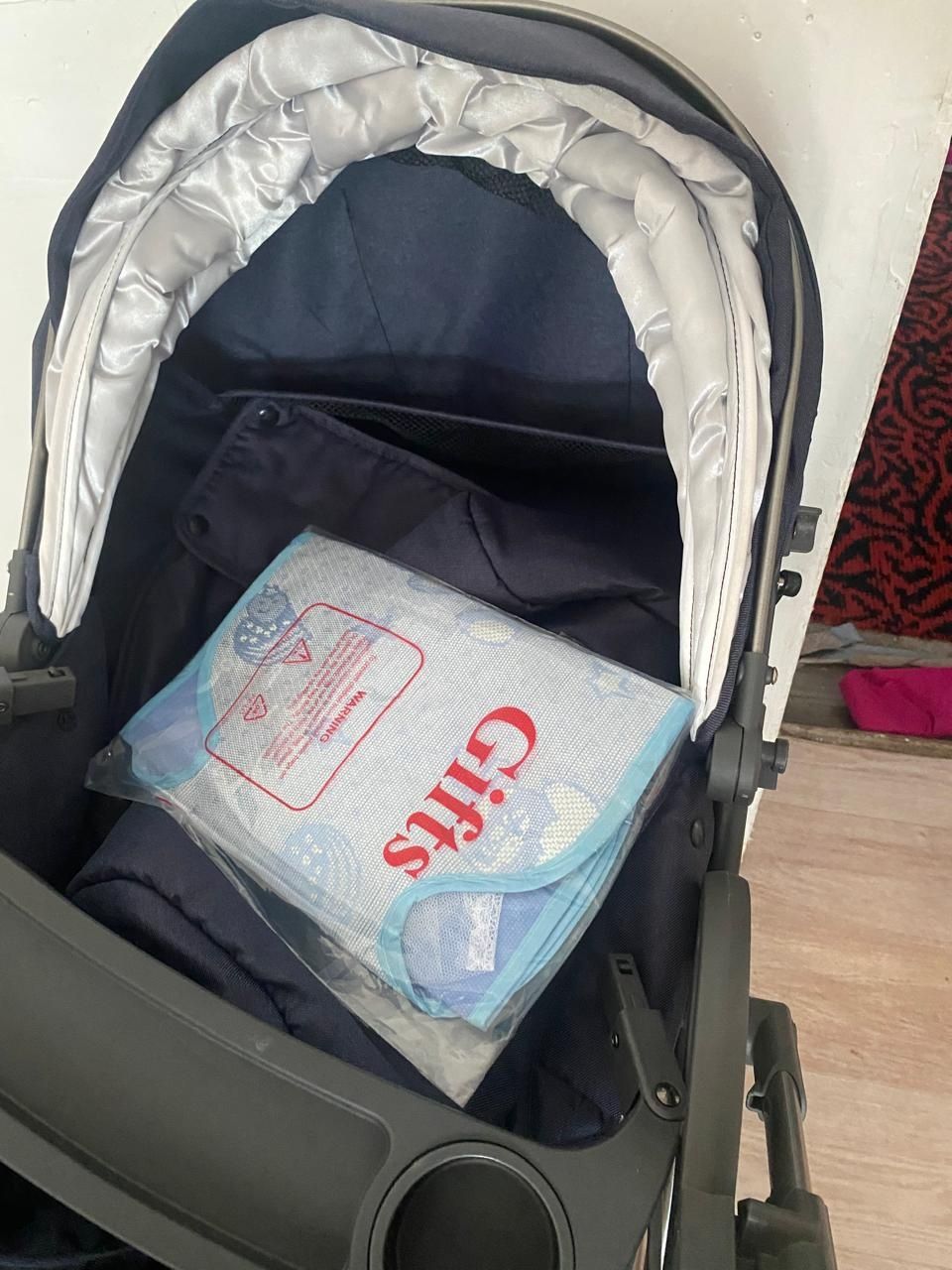 Продам коляску почти новый.