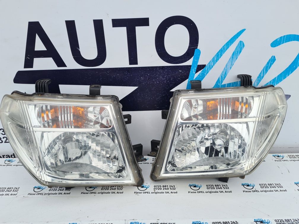 Far faruri stanga dreapta Nissan Pathfinder Navara III R51 2005-2012