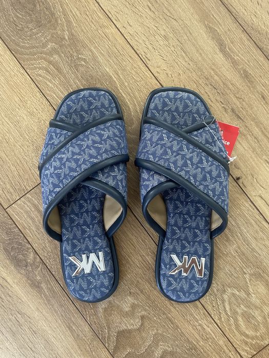 Чехли”Michael Kors”