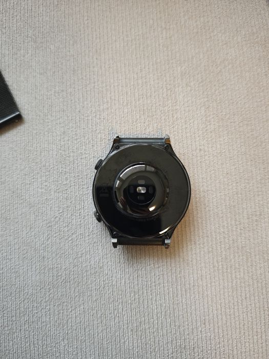 Huawei Watch GT 2 Pro – смарт часовник с 5 каишки, зарядно и протектор