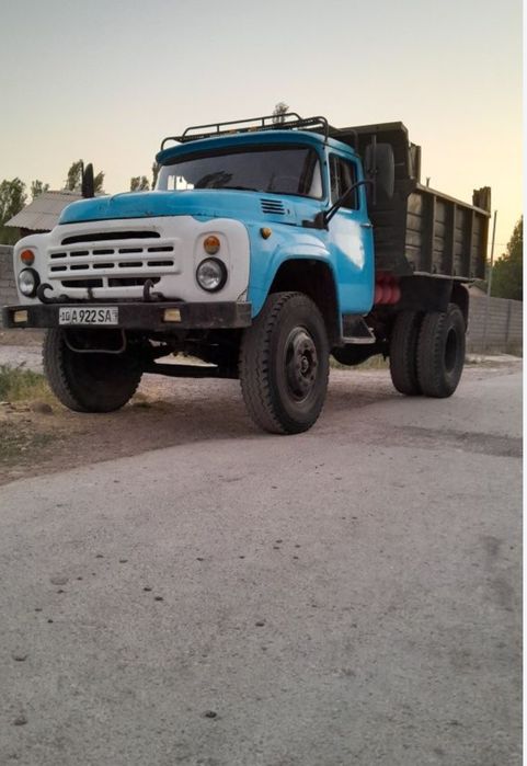 ZIL 130 Samasval