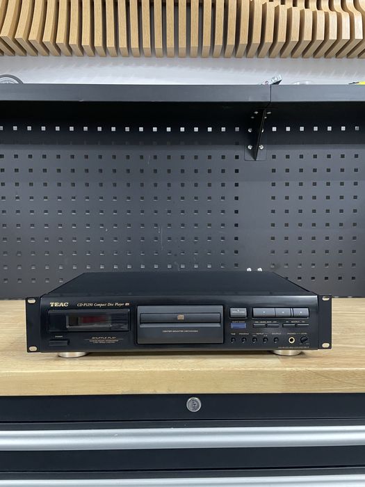 Cd player teac cd p1250