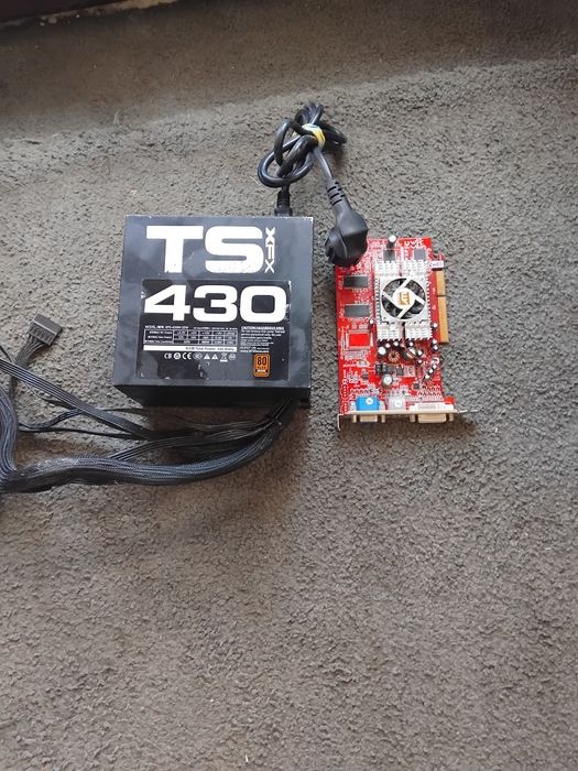 De vanzare piese calculataore