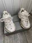Balenciaga track albi