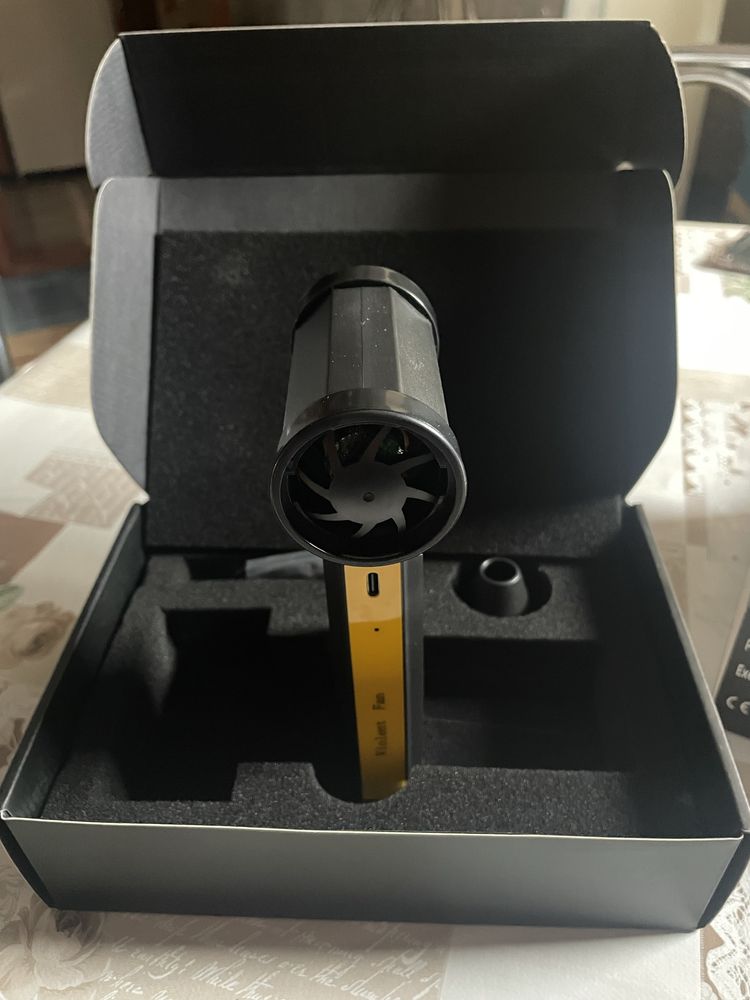 Suflanta aer F16