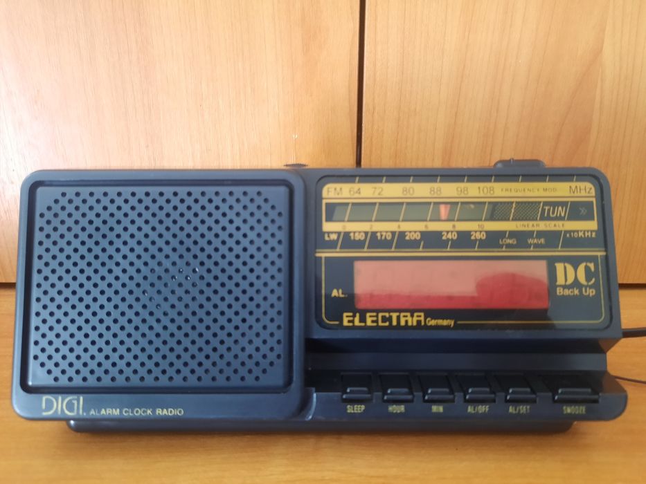 Radio cu ceas si alarma