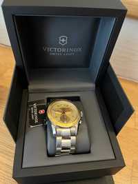 Victorinox Chrono Classic Швейцарски Часовник в Гаранция